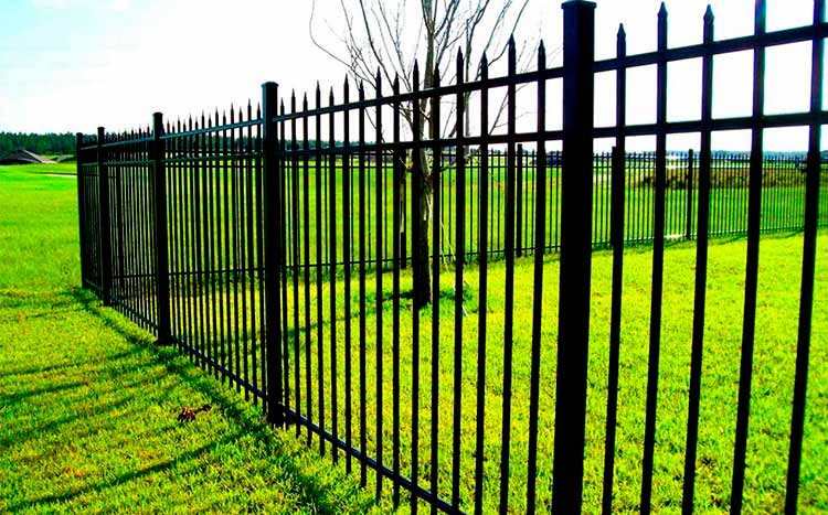Aluminum fencing cost