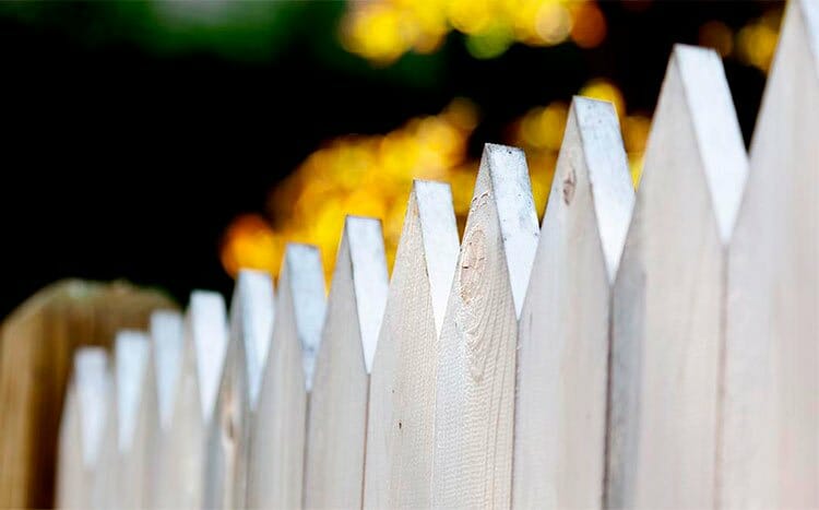 Can I put up a fence on my side of the property line Wisconsin