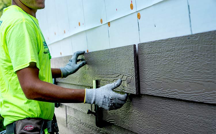 5 Major Problems With Masonite Siding - Best Cheap Alternatives