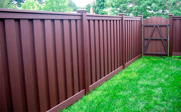Wood privacy fence replacement cost