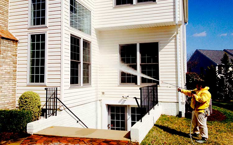 How to clean your siding cleaning
