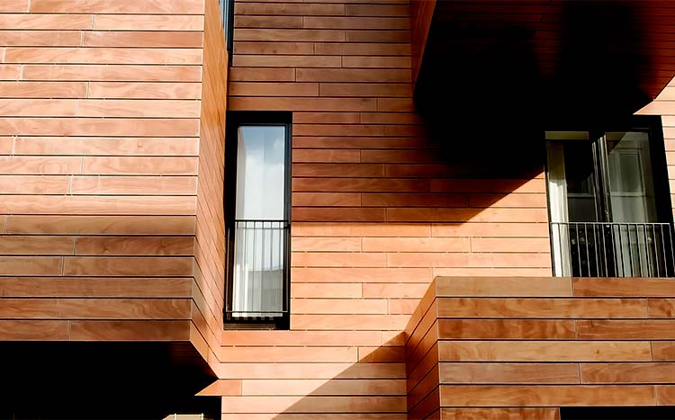 Pros and cons of engineered wood siding