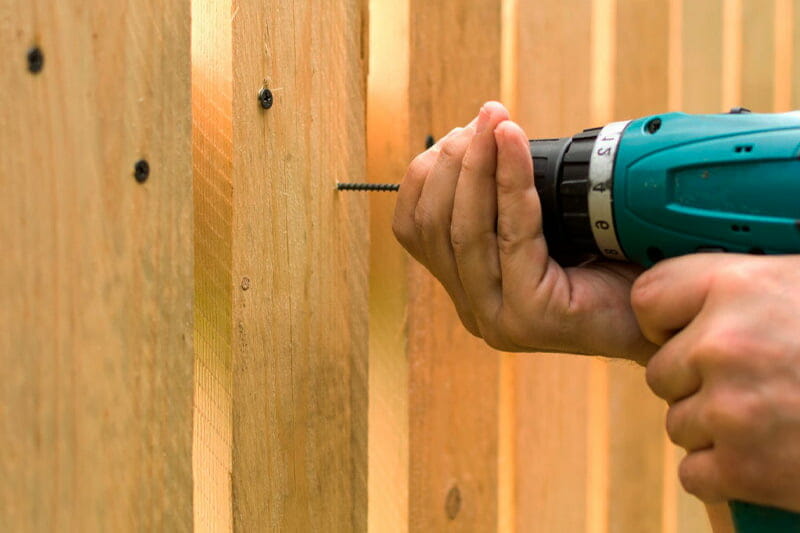 DIY Versus Professional Fence Installation