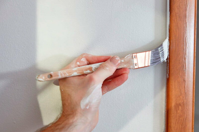 When To Use a Brush For Painting A Ceiling