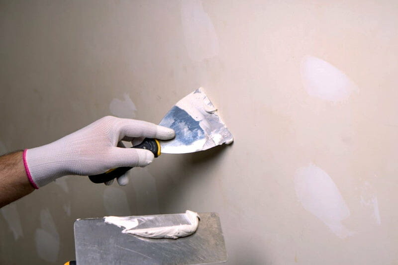 Process of Skim Coating a Ceiling